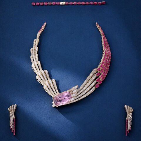 Comet Symphony Diamond Necklace Set