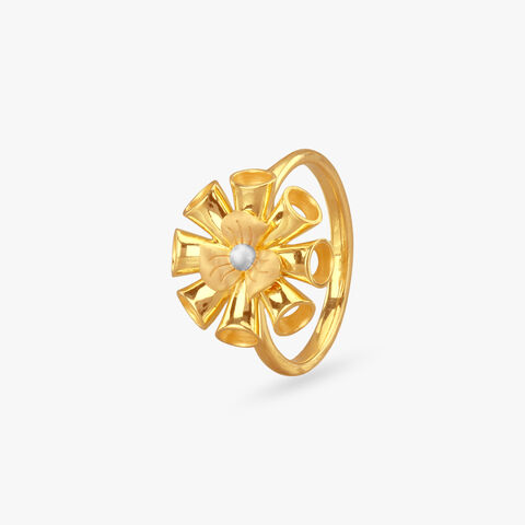 Trumpet Bloom Gold Ring