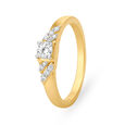 Luxurious 18 Karat Yellow Gold And Diamond Finger Ring,,hi-res image number null