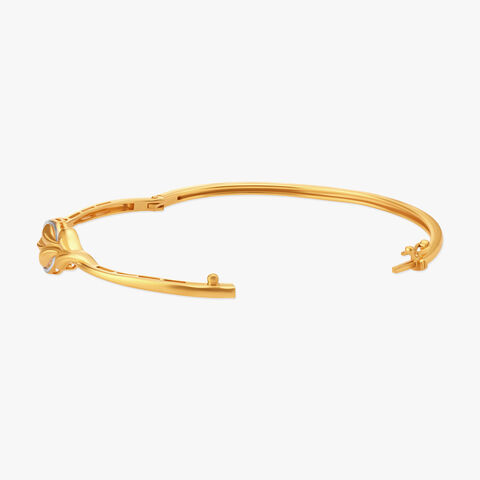 Floral Touch Trendy Bangle