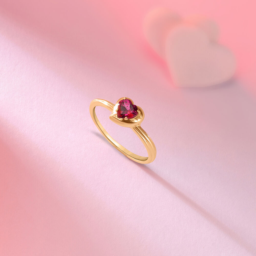 Tanishq store garnet ring