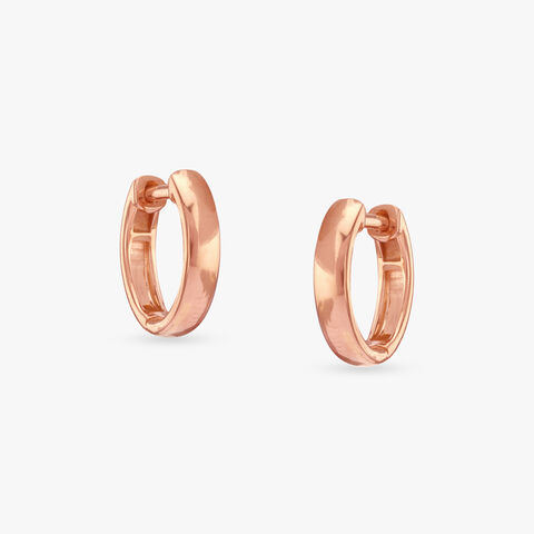 Sleek Chic Gold Hoop Earrings