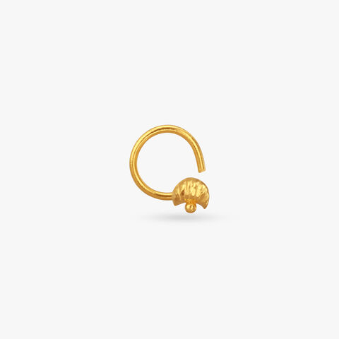 Shell Charm Gold Nose Pin