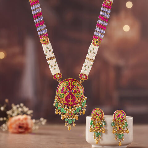 Shaahi Splendour Gold Necklace set