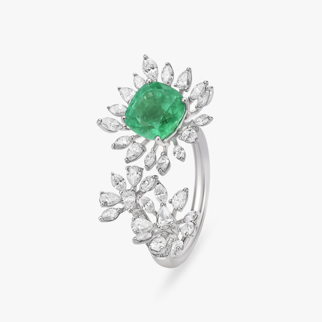 Elegant Emerald and Dazzling Diamond Floral Finger Ring,,hi-res image number null