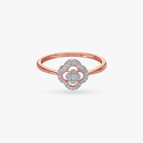 Vintage Bloom Diamond Ring