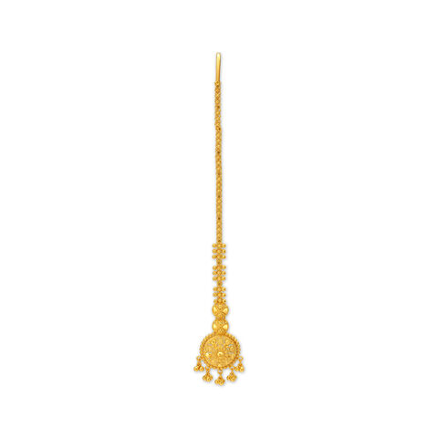 Radiant Gold Maang Tikka for the Kannadiga Bride