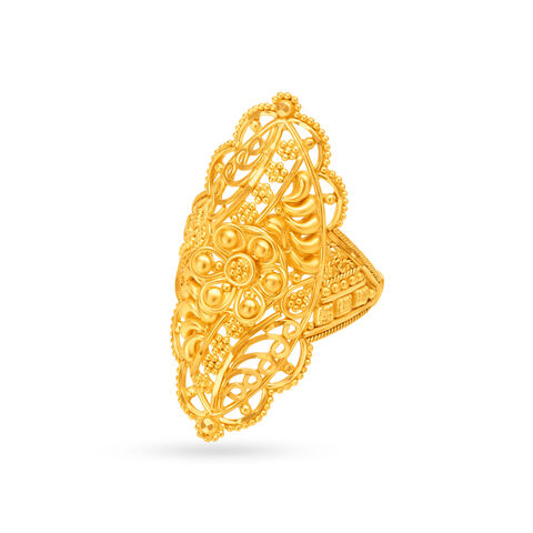 Fascinating Oval Shaped Gold Finger Ring alternate view 1