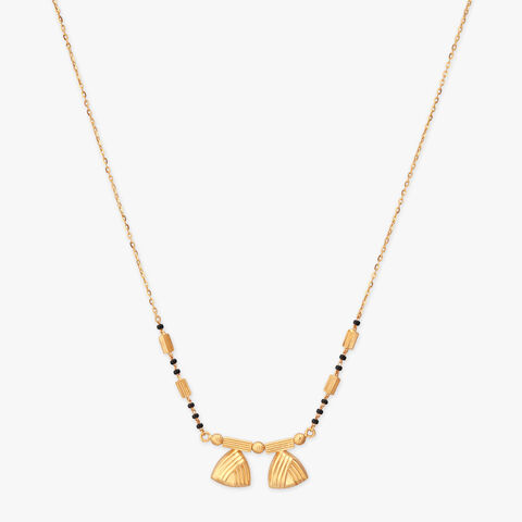 Triangular Wati Gold Mangalsutra