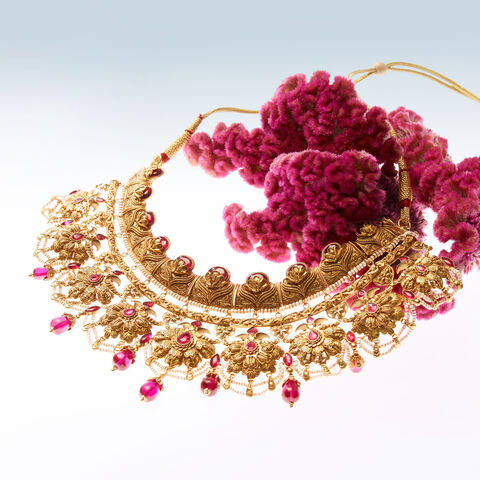 Mystical Blossoms Necklace Set