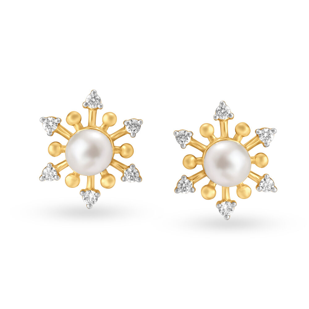 View collection here httpswwwtanishqcoincollectionsdivyam  Gold  earrings designs Gold earrings indian Indian jewellery design earrings
