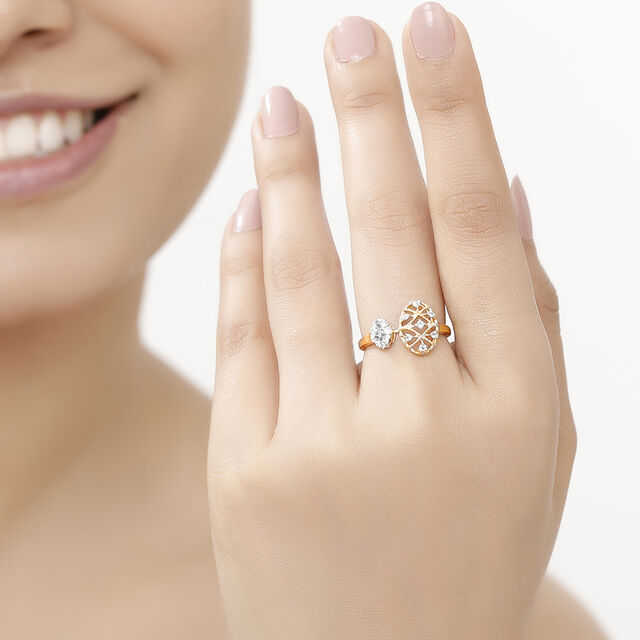14 KT Yellow Gold Round Diamond Finger Ring,,hi-res image number null