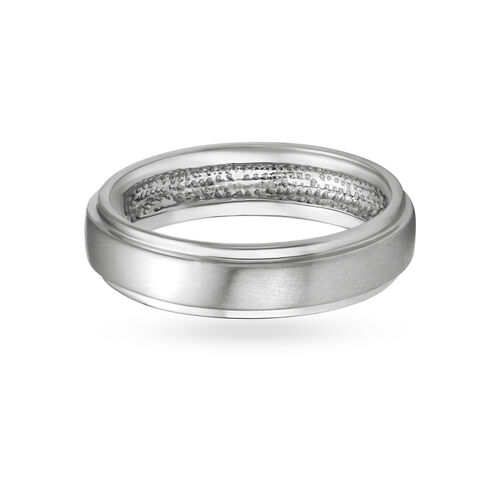 Stunning Platinum Ring