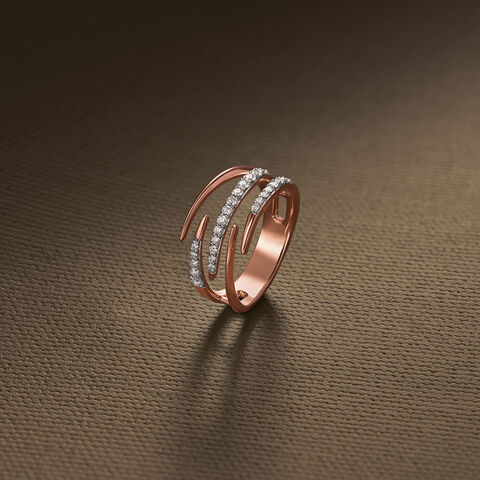 Classy Claw Diamond Ring