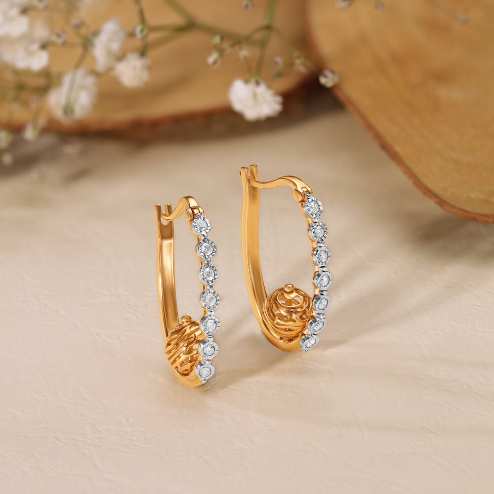 Tanishq hoop sales diamond earrings