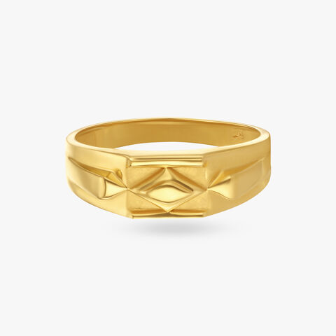Geometric Pattern Gold Finger Ring