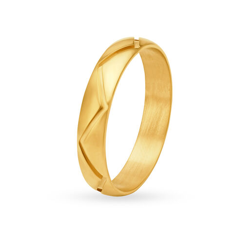Classy 22 Karat Yellow Gold Patterned Ring