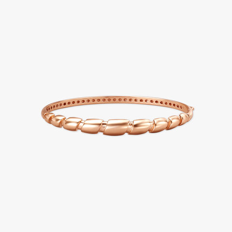 Chic Fluidity Rose Gold Bangle