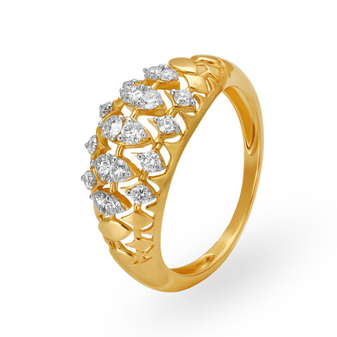 Fascinating 18 Karat Yellow Gold And Diamond Finger Ring