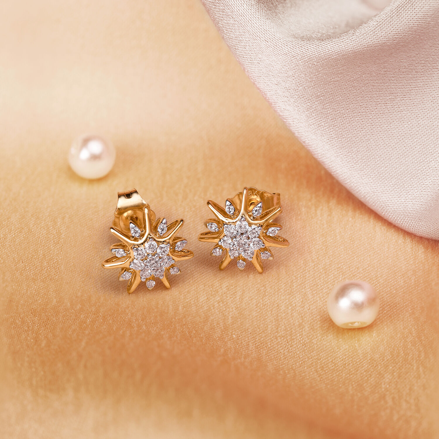 Tanishq diamond clearance stud earrings