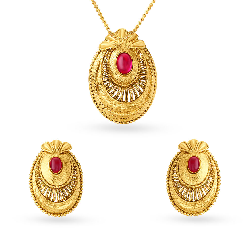 Tanishq 2025 earrings set