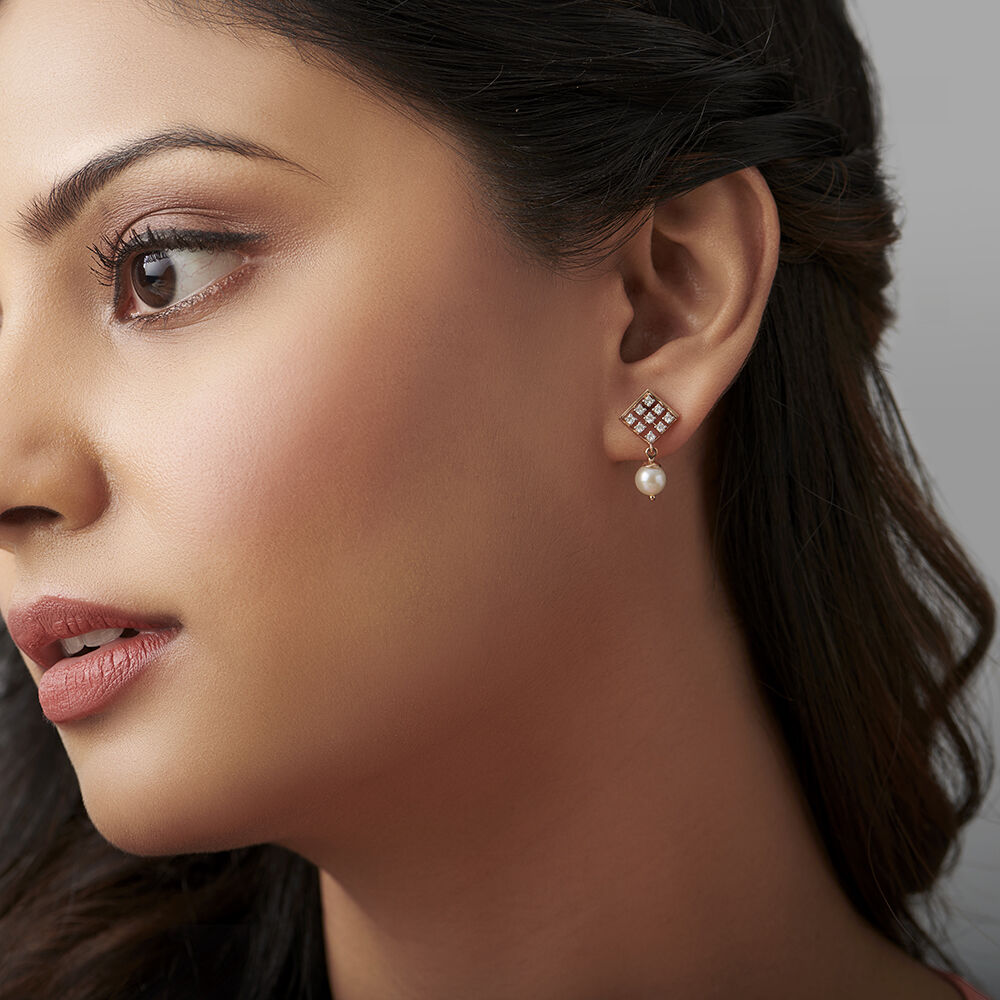 Tanishq pearl earrings discount