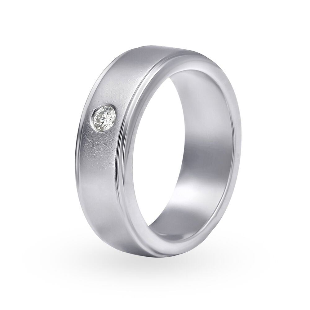 Elegant Textured Platinum Finger Ring