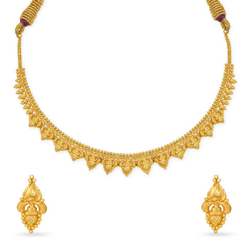 Stunning Gold Necklace Set