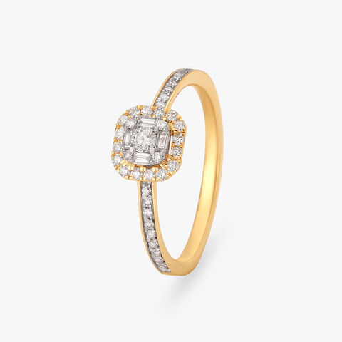 Delightful Diamond Finger Ring