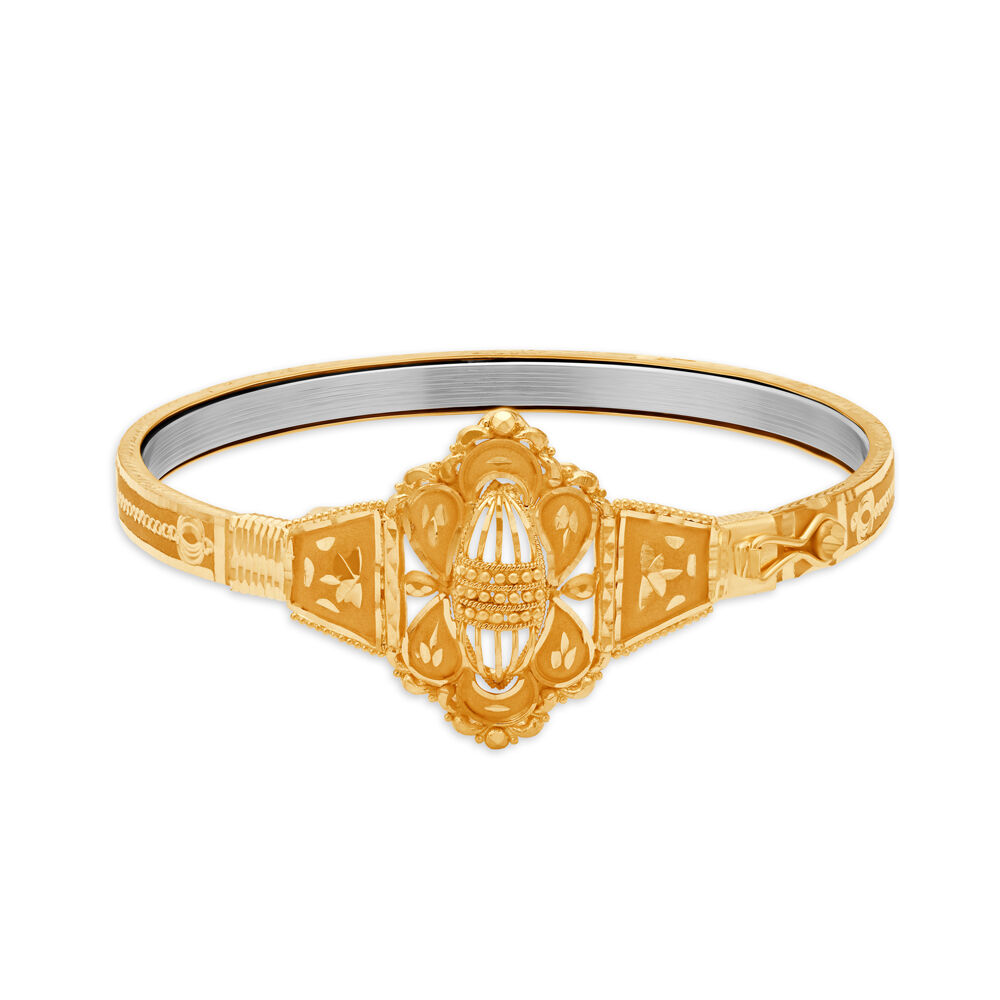 Tanishq noa outlet