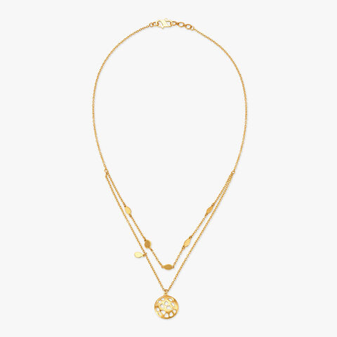 Chic and Trendy Weekend Necklace