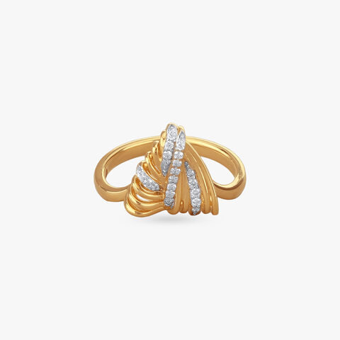 Radiant Twist Diamond Finger Ring