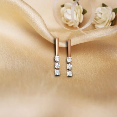 Dainty Glam Diamond Stud Earrings