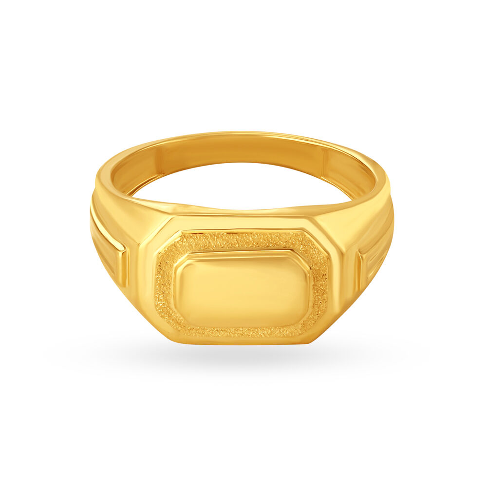 Timeless 22 Karat Yellow Gold Box Finger Ring