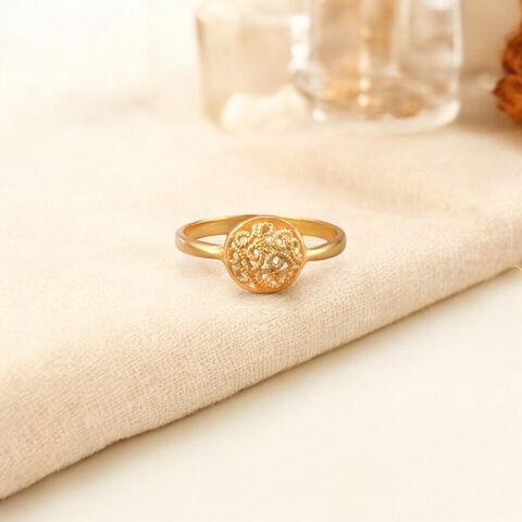 Delicate Details Gold Finger Ring