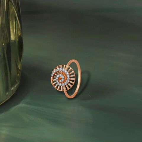 Spectacular Spiral Design Diamond Finger Ring