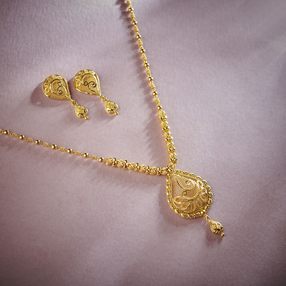 Tanishq gold chain new arrivals set designs with price