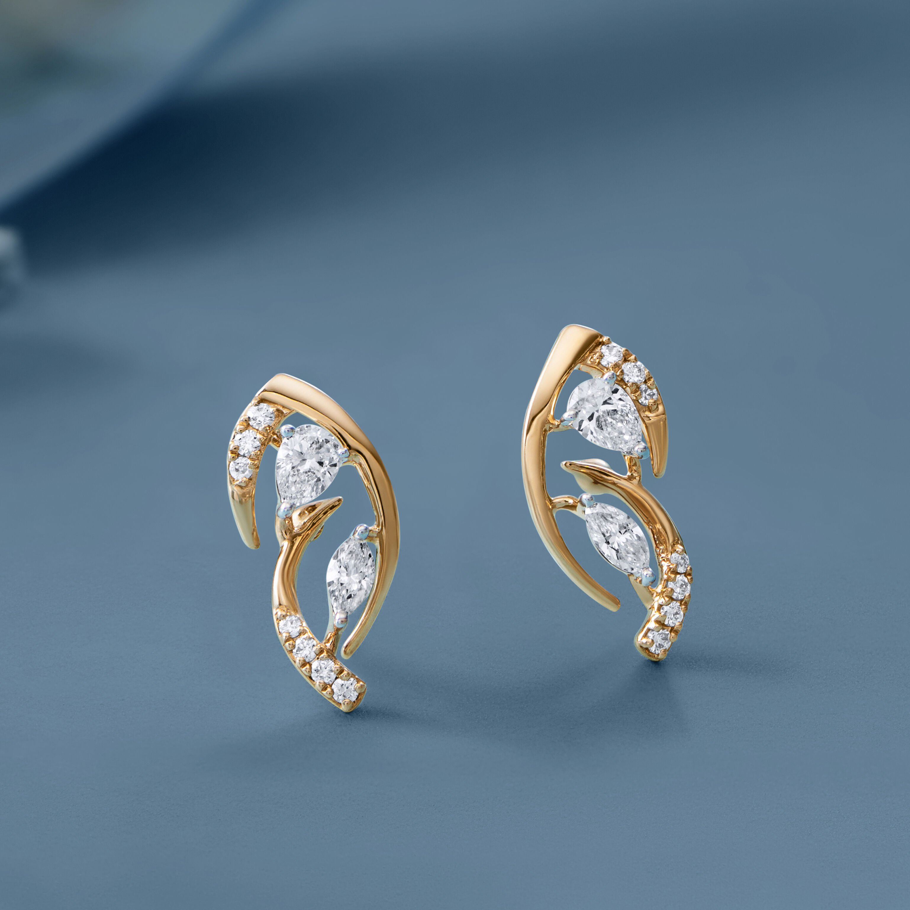 Tanishq solitaire earrings on sale