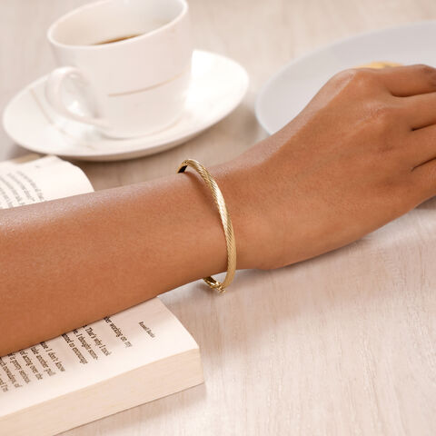 Sleek Textured Gold Bangle