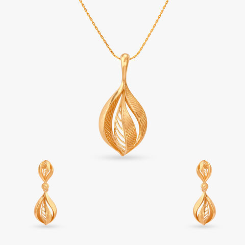 Gilded Grove Gold Pendant and Earrings Set