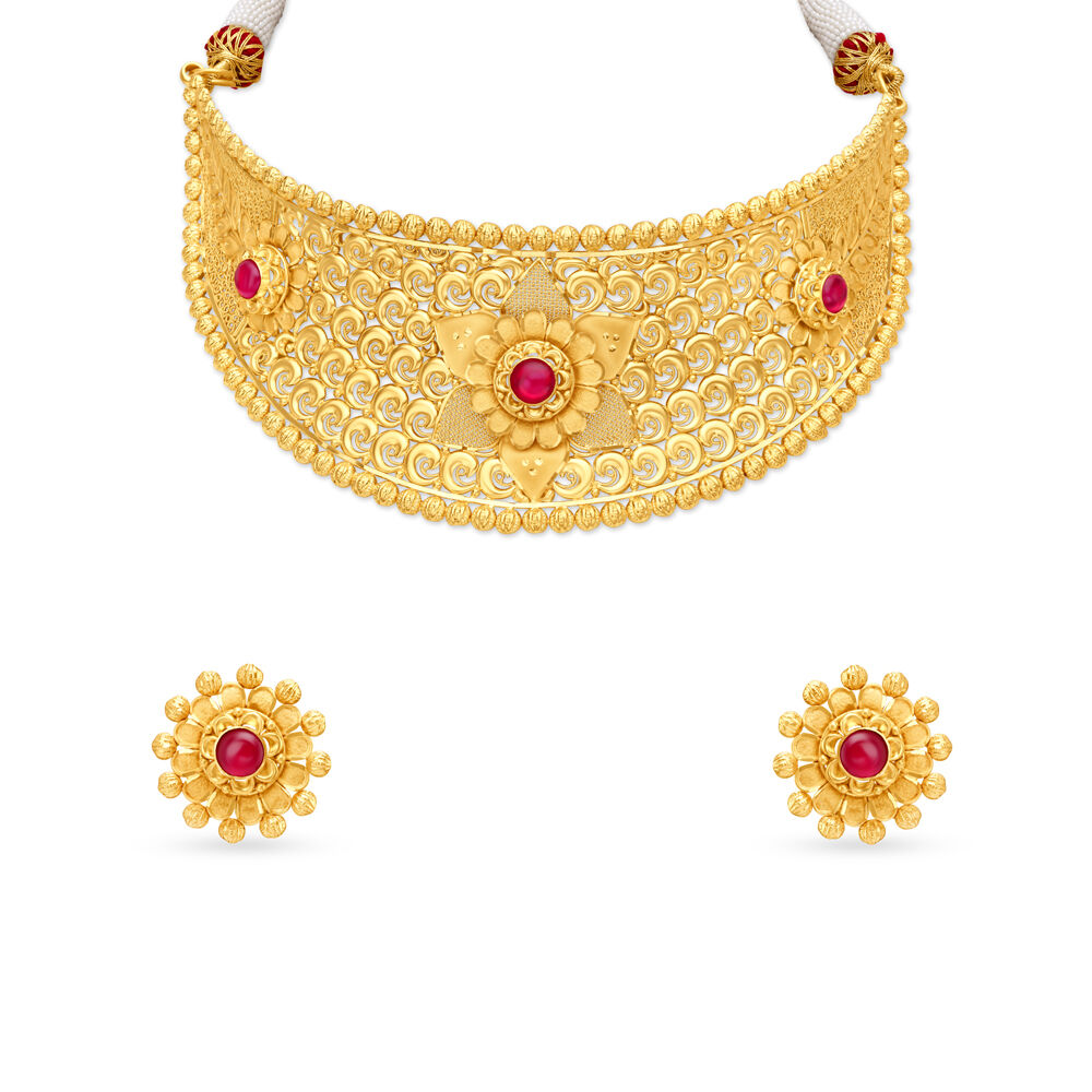 Rubans Luxury Gold Plated Kundan Choker Set With Pastel Beige Beads.