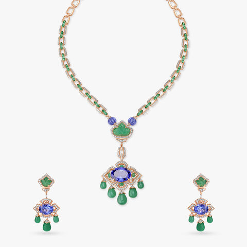 Stunning Echoes Necklace Set
