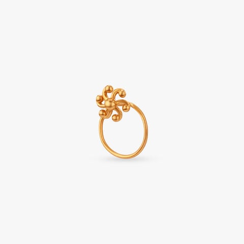 Spiralled Grace Gold Nose Pin