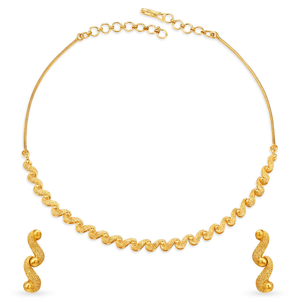 Wave Pattern Gold Necklace Set