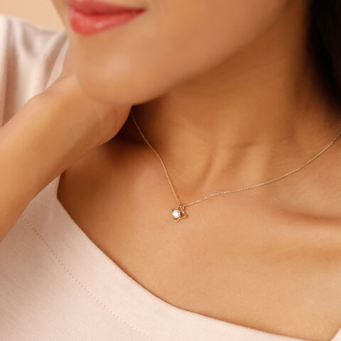 Sparkling Reflections Solitaire Necklace