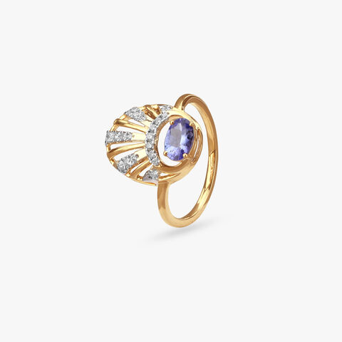 Dazzling Rays Diamond Finger Ring