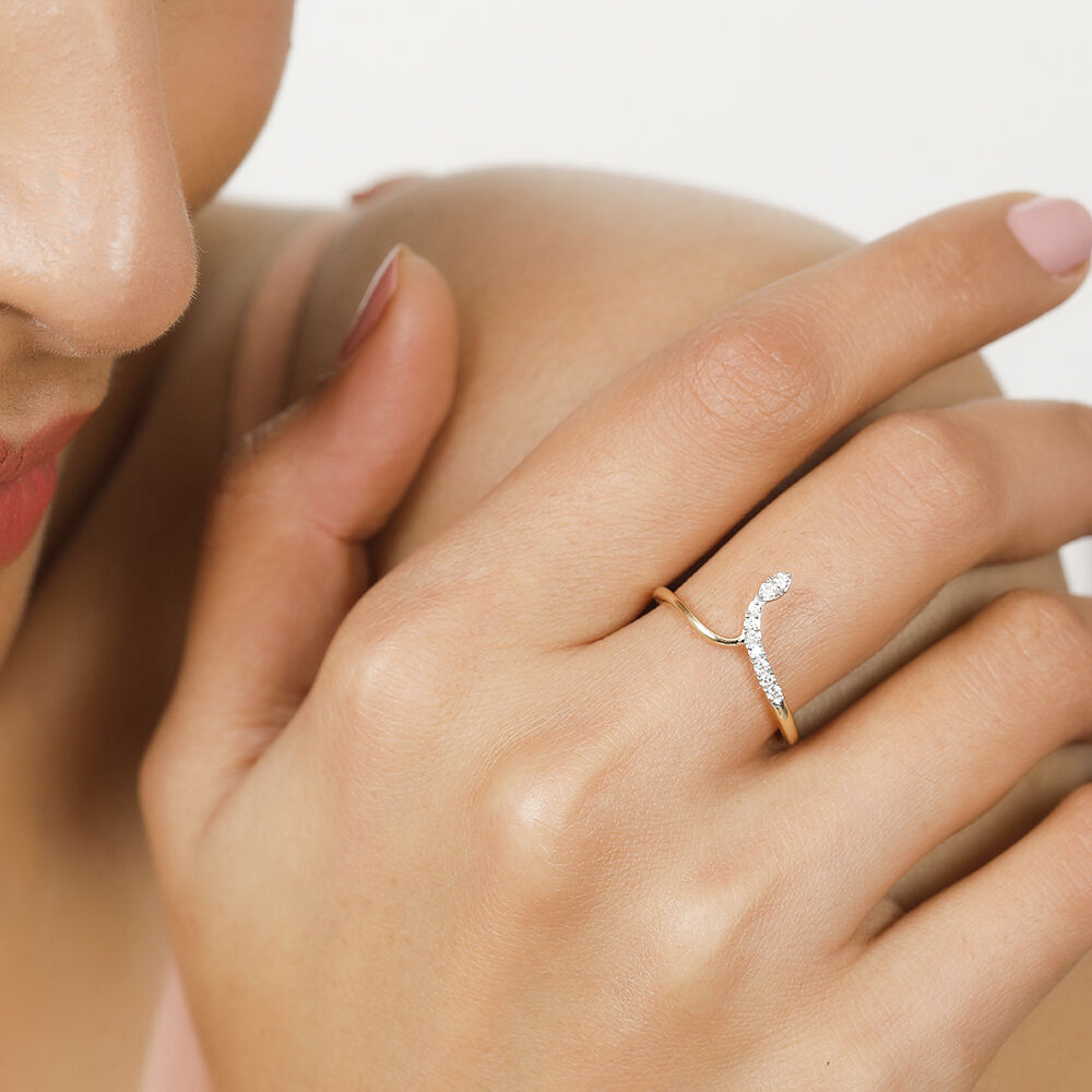 Tanishq jewellers diamond ring store