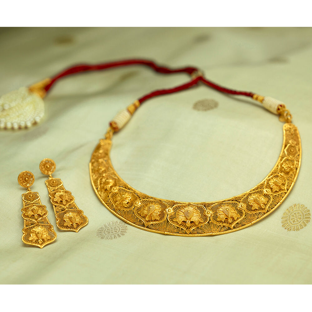 Hasli necklace gold deals tanishq