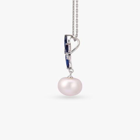 Stellar Petal Silver Pendant