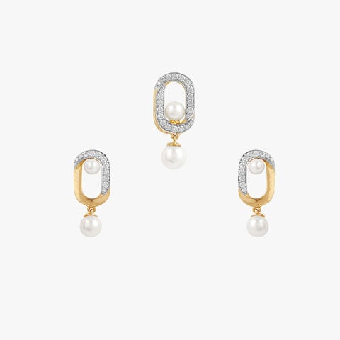 Regal Halo Diamond Pendant and Earrings Set